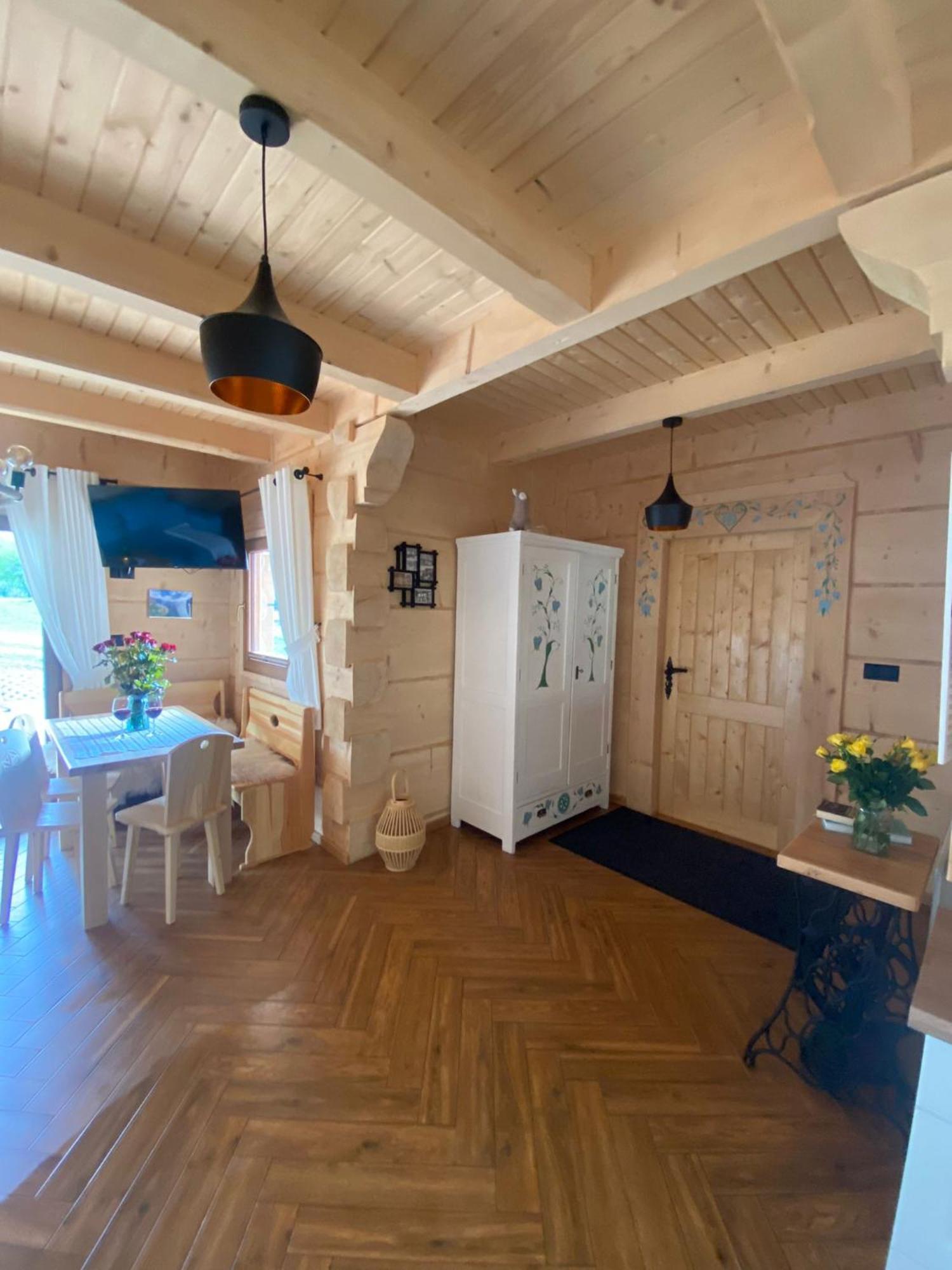 Malowany Domek W Gorach Ciche  Exterior foto