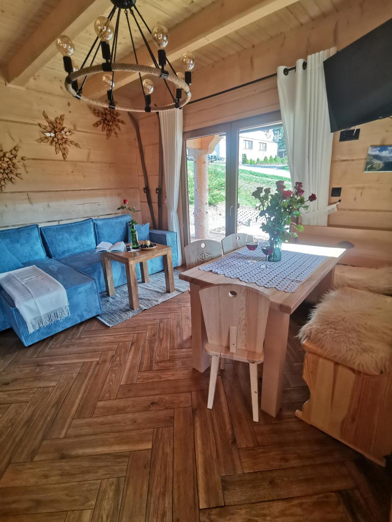 Malowany Domek W Gorach Ciche  Exterior foto